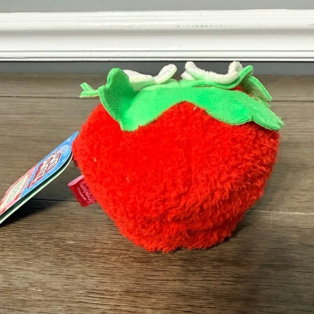BumBumz Russ World‎ of Strawberry Shortcake Strawberry House Plush New With Tags